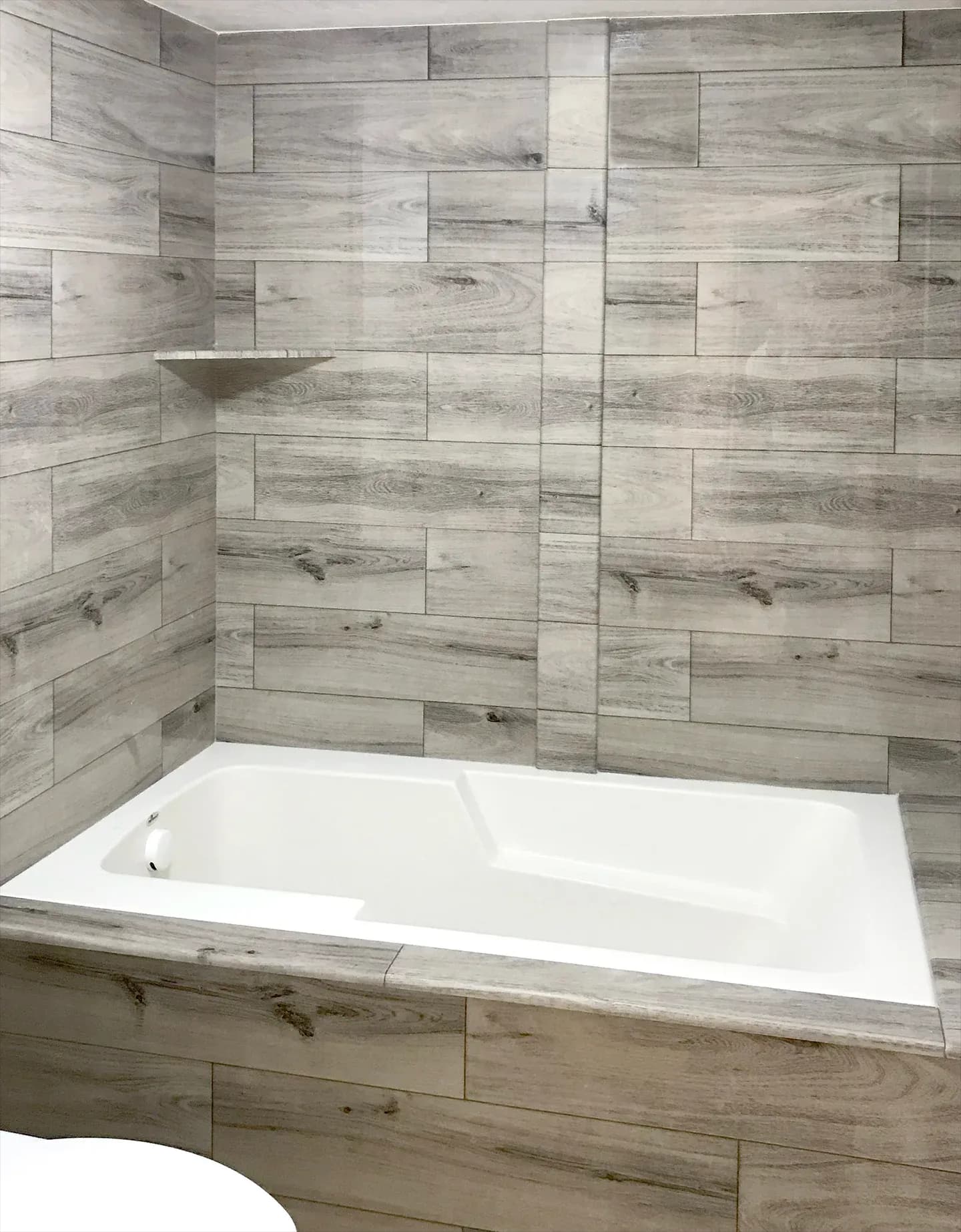 Bathtub